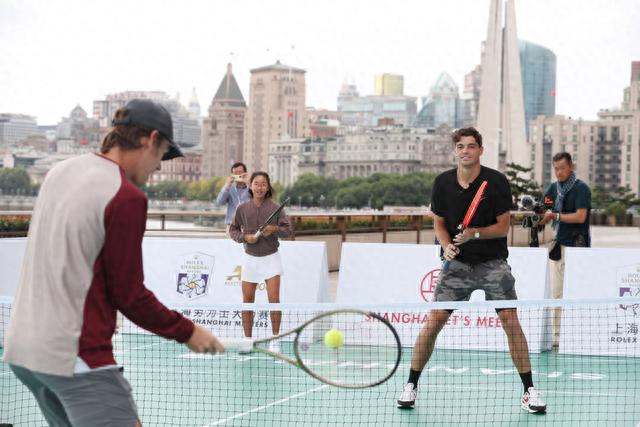 手的潜力与 手的潜力与